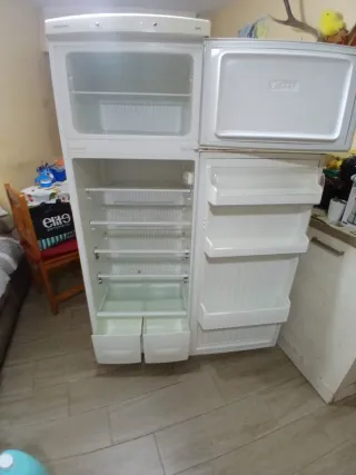 Nevera Ansonic 180 cm