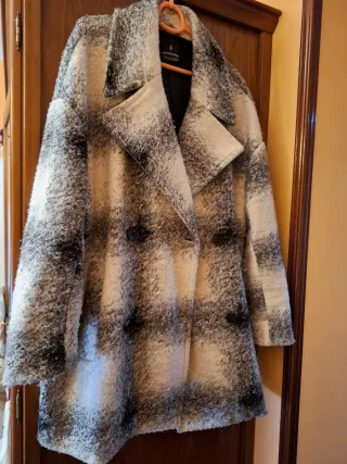 Chaquetón cuadros gris y blanco, solo hasta día 15