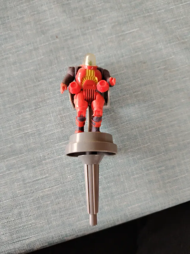 Kronos figura de acción