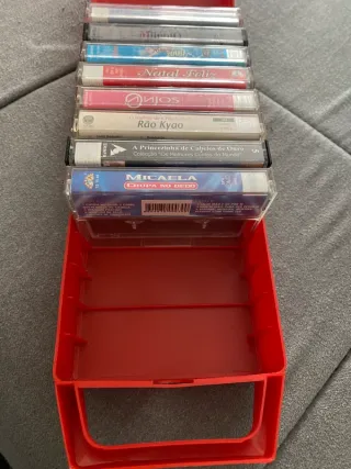 Lote 8 Cassetes + Estojo Vermelho Vintage