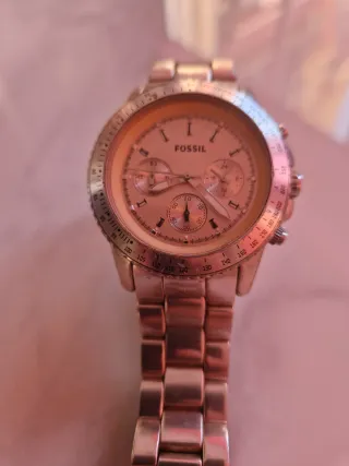 Reloj Fossil Dorado y Rosa