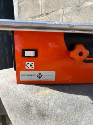 Cortadora ingretadora  para ceramica.RUBI DIAMNT 