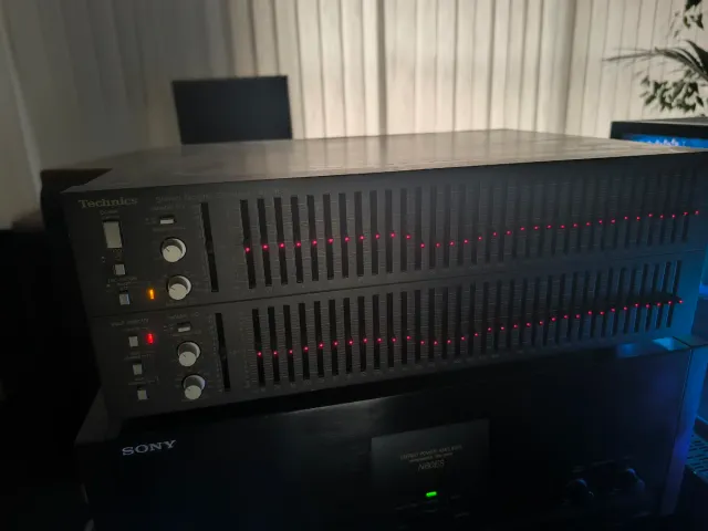 Ecualizador Technics SH-8075 Vintage