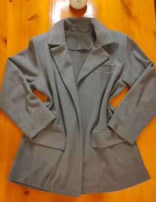 Blazer afelpada gris mujer
