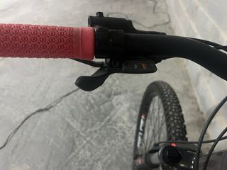 Bicicleta BH Spike Gris y Roja