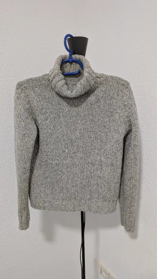 Jersey de lana gris cuello alto