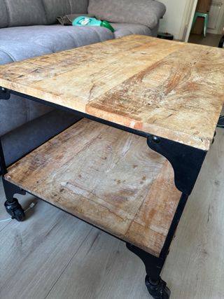 Mesa baja salón madera y metal