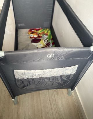 Cuna de viaje con colchón