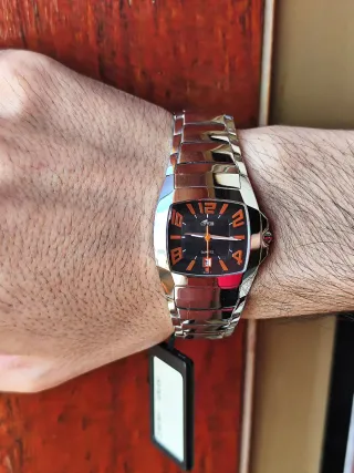 Reloj Lotus Negro y Plateado nuevo con caja