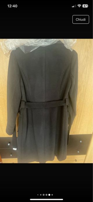 Cappotto nero con cintura