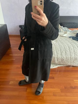 Cappotto nero con cintura