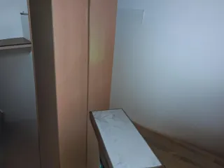 Mesita auxiliar mármol y madera