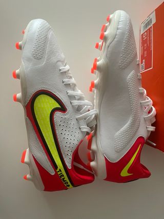 Botas Fútbol Nike Tiempo Legend 9 Pro FG Junior 38