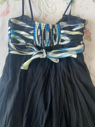 Vestido fiesta T-38/40 negro/multicolor
SIN MARCA.