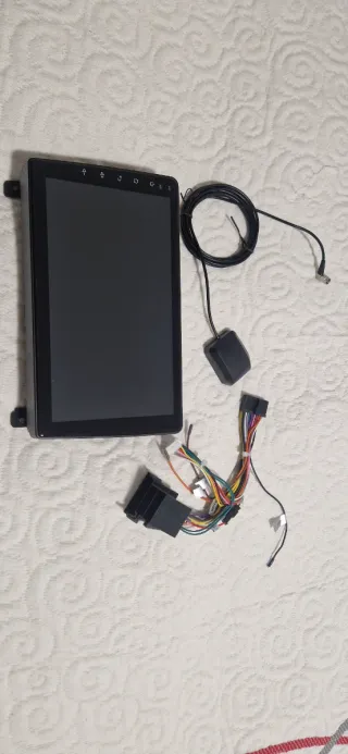 Pantalla Peugeot 407 GPS + Cables