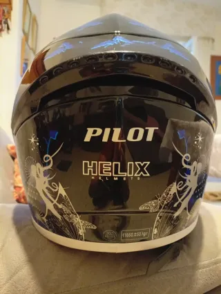 Casco de moto con diseño de hadas y mariposas