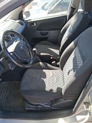 ford fiesta ford fiesta 2004