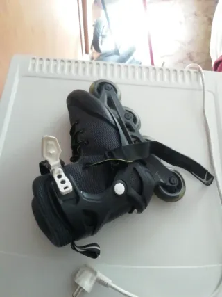 Patines en línea negros talla 39 