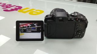 Cámara Digital Bridge Nikon B700