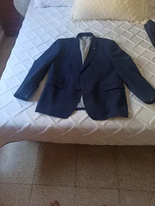 Traje Barneto azul talla 46
