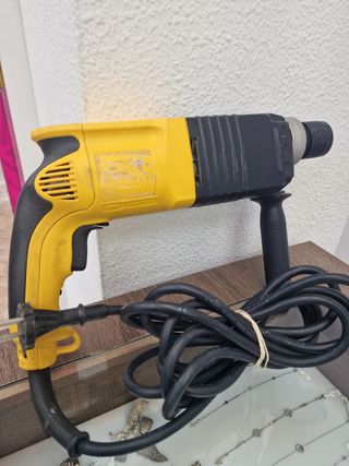 Taladro Electrico Percutor Amarillo