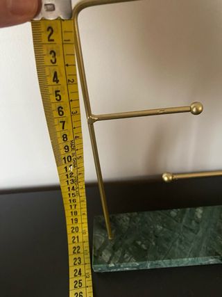 Soporte Joyas Oro y Mármol Verde