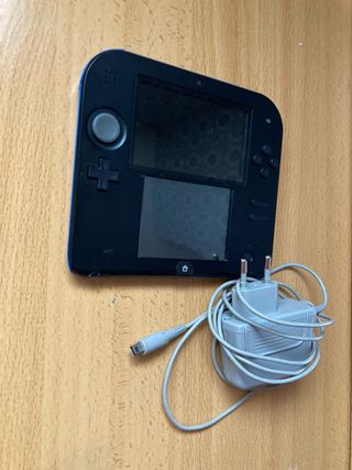 Nintendo 2DS Azul con Cargador