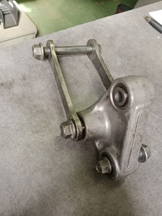 Bieletas Suzuki Gladius 650