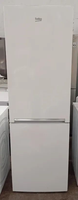 Nevera Beko 185cm x 60cm