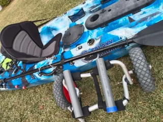 Kayak de pesca 410cm con accesorios