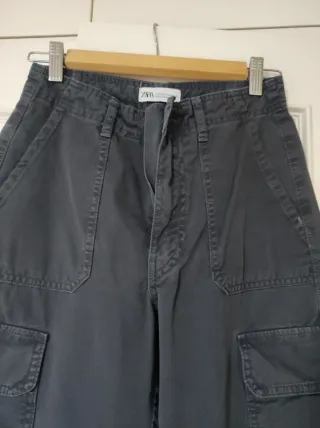 Pantalón ZARA gris