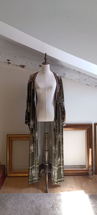Kimono largo de terciopelo verde