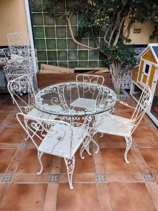 Tavolo da giardino in ferro battuto e 4 sedie