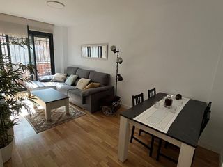 Piso en alquiler en Rejas en Madrid