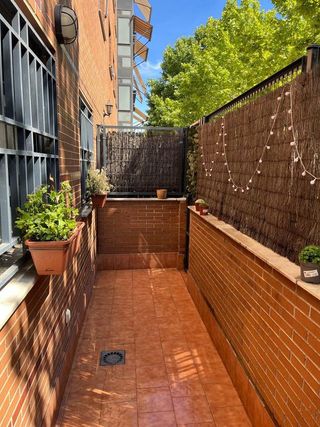 Piso en alquiler en Rejas en Madrid