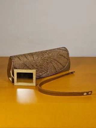 Pochette color oro nuova Mandarini