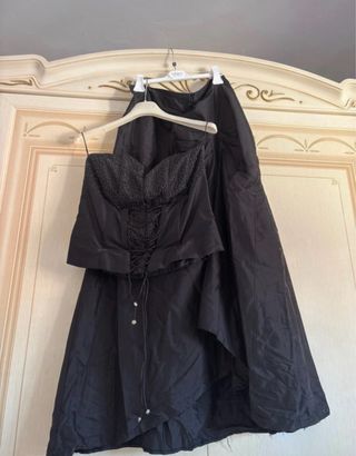 Completo gonna e top nero