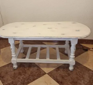 Mesa baja de madera 