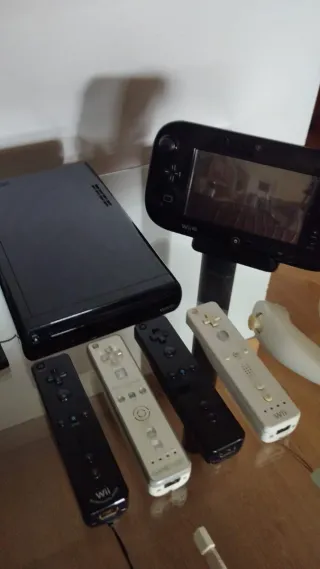 Consola Nintendo Wii U + Accesorios