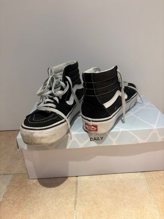 Scarpe Vans Sk8-Hi nere