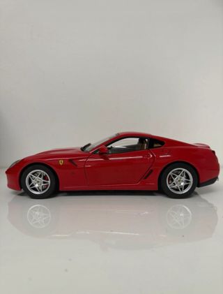 Ferrari 599 GTB 1:18 Hot Wheels Elite