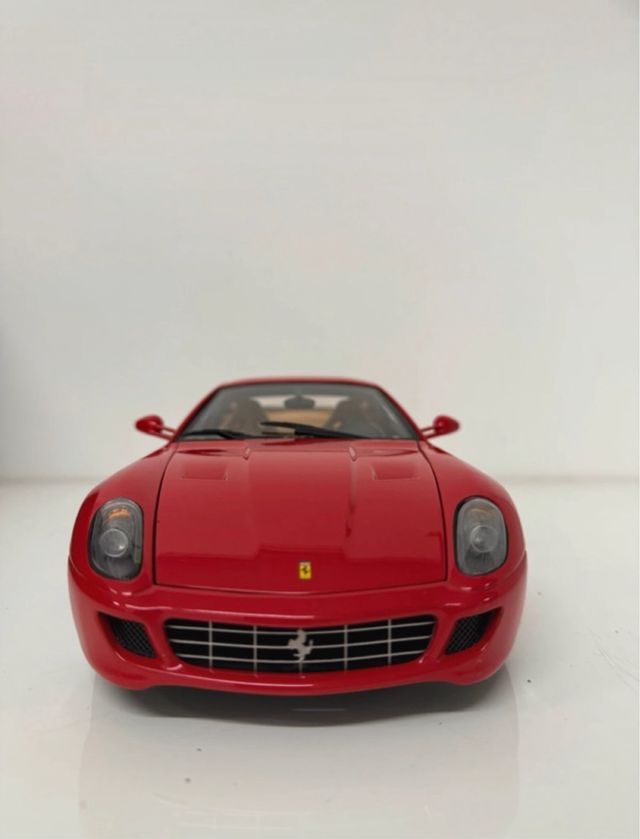 Ferrari 599 GTB 1:18 Hot Wheels Elite