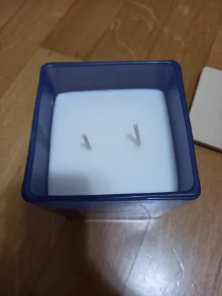 Candela Ava & May Blueberry Tarte