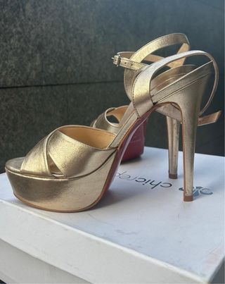 Sandalias doradas tacón alto plataforma talla 39