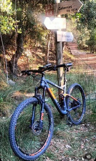 Bicicleta CUBE STEREO 120 TM Montaña