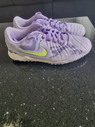 Zapatillas Nike Fútbol Sala Moradas y Verdes