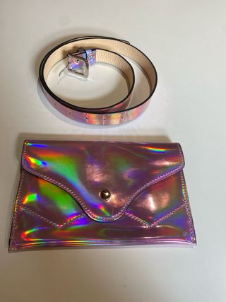 Cinturón y cartera holográfica