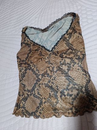 Top tirantes estampado serpiente talla M