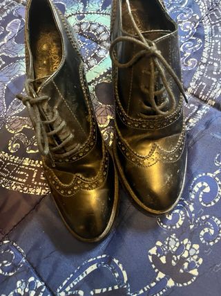 Contigo Oxford con tacco nero