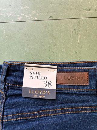 Pantalón Lloyd's Semipitillo Talla 38 Nuevo